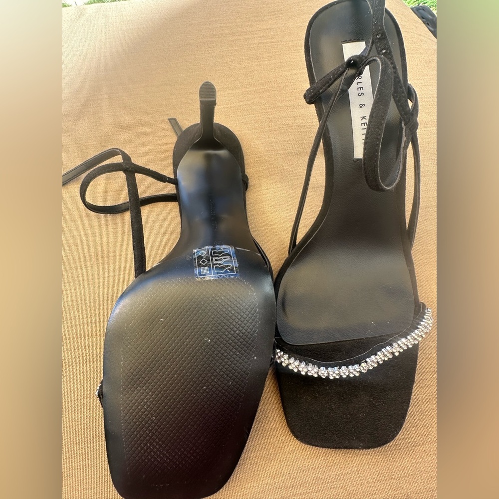NWT Charles & Keith Black Heels with Rhinestone Accent - Picture 5 of 8